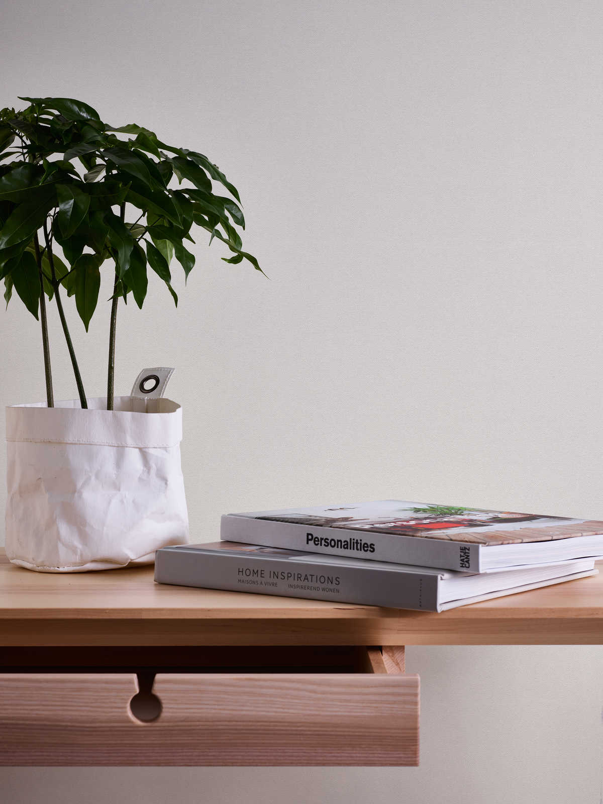 A.S. Création papier peint Designed in White