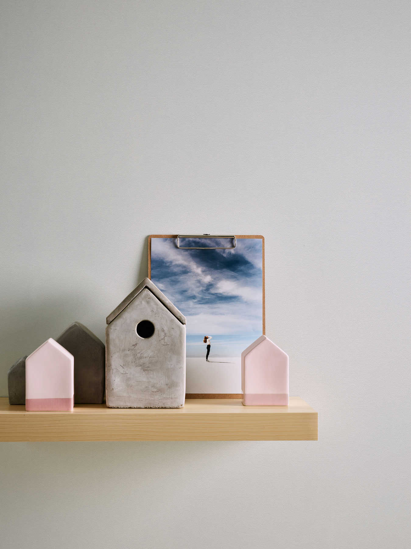 A.S. Création papier peint Designed in White