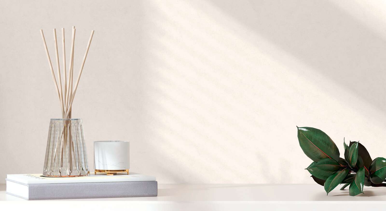 A.S. Création papier peint Designed in White