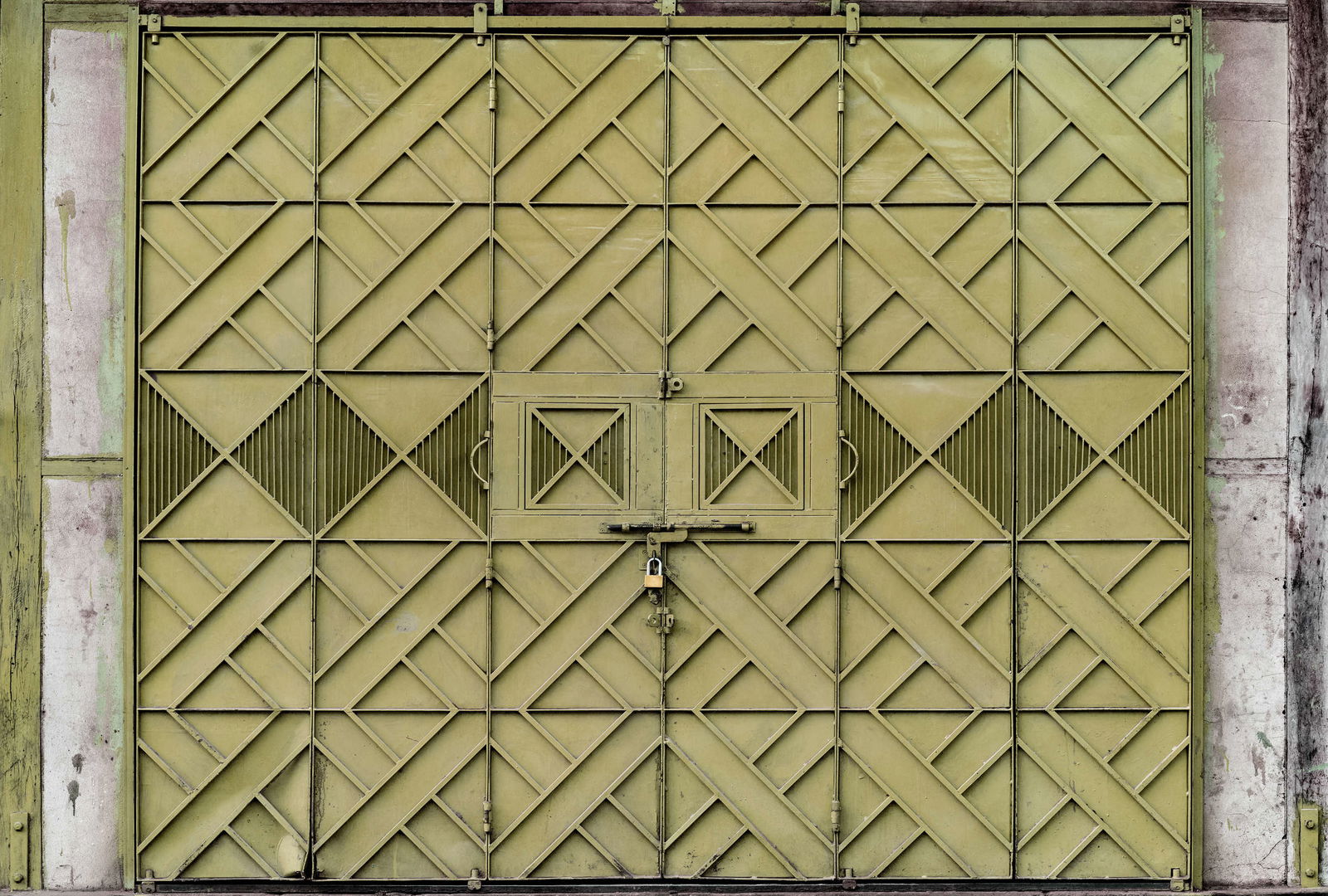 walls by patel Fotobehang Walls by Patel 4 walls by patel Fotobehang Walls by Patel 4