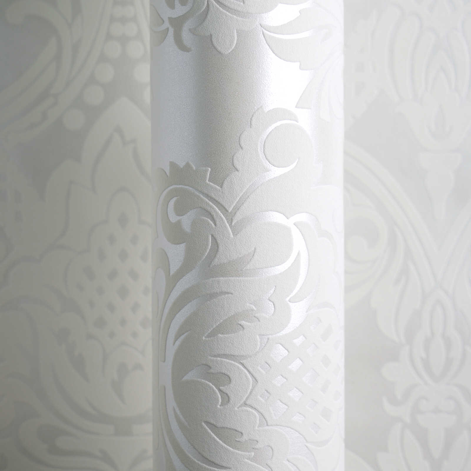 A.S. Création Обои Designed in White